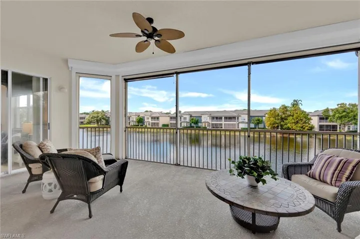 Generously sized Lanai with Lake View