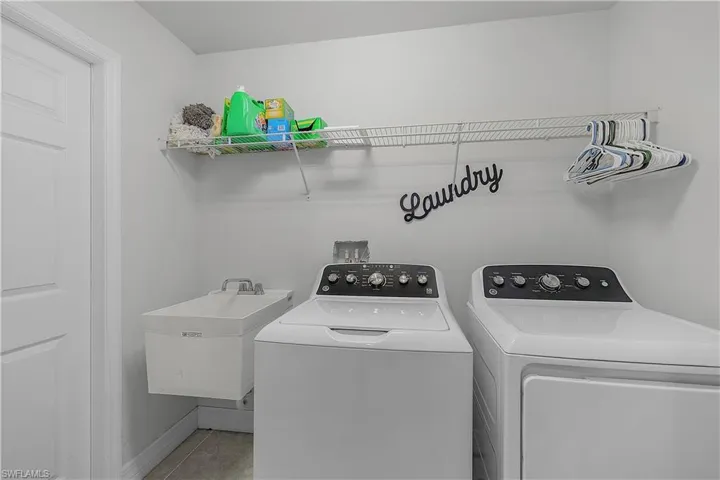 1012 Calvin Ave, Lehigh Acres, Florida 33972