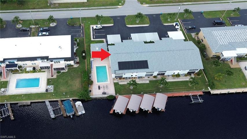 First Floor End Unit Location