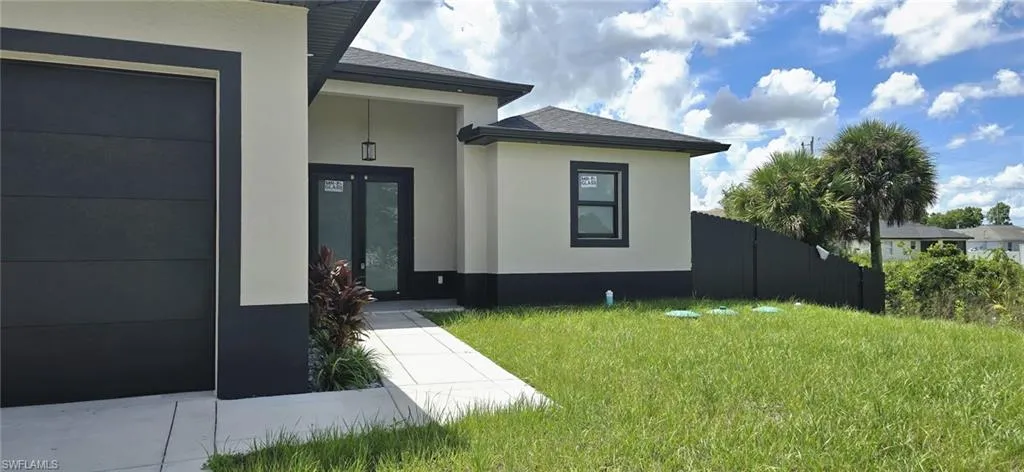 3211 6th St Sw, Lehigh Acres, Florida 33976