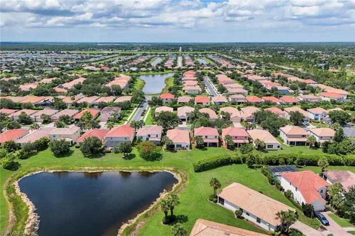 2010 Fairmont Ln, Naples, Florida 34120