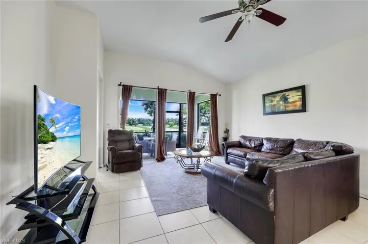 2010 Fairmont Ln, Naples, Florida 34120