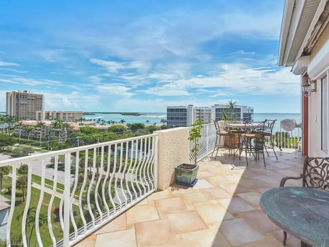 1061 Collier Blvd Ph 1, Marco Island, Florida 34145