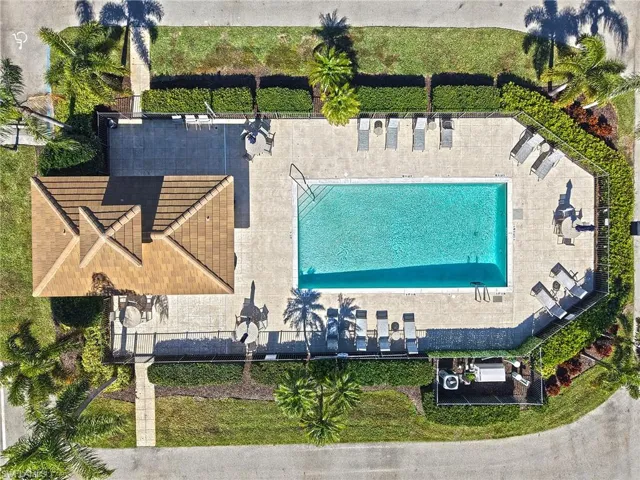 Hickory Greens Street pool