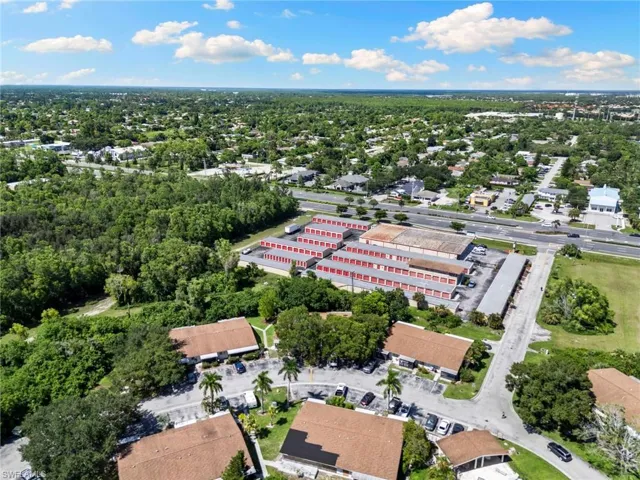 5216 Treetops Dr I, Naples, Florida 34113