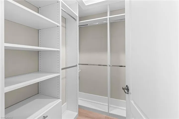Custom California Closet
