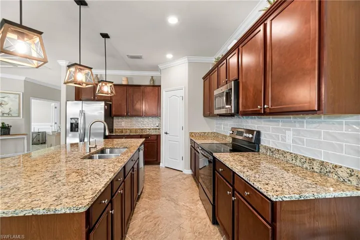 Tile backsplash