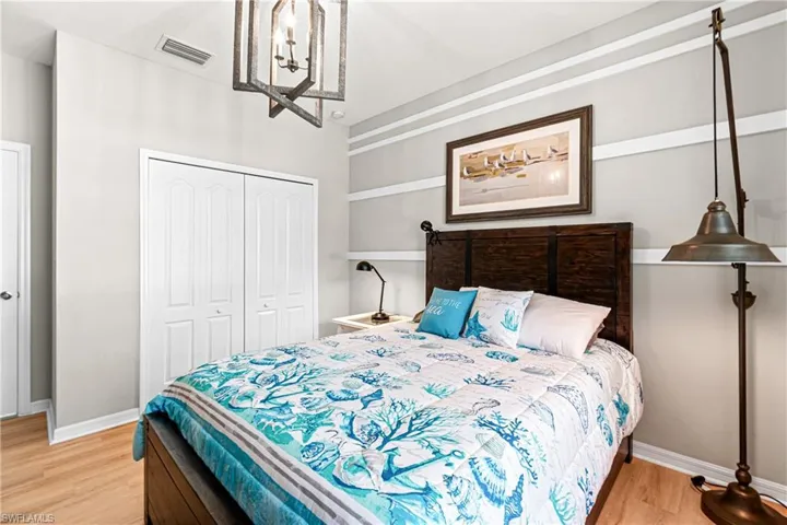 Guest bedroom
