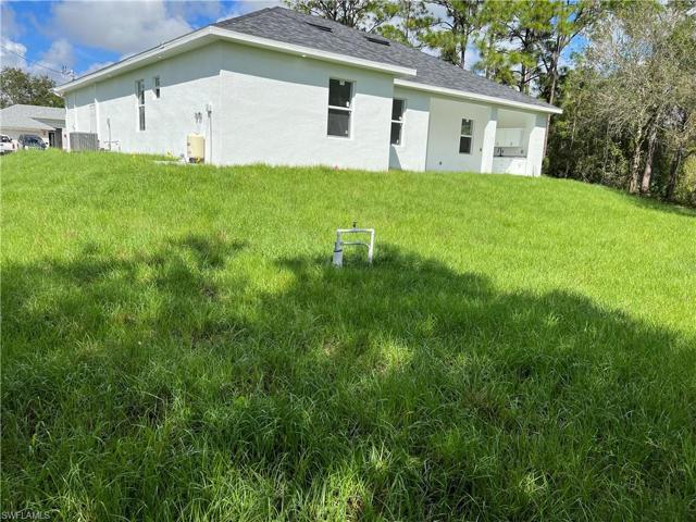 313 LLoyd AVE, LEHIGH ACRES FL 33974