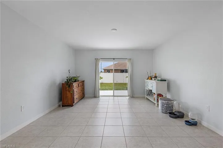 Nice Formal dining area or Family room area