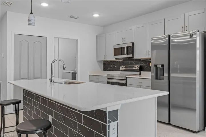All stainless appliances