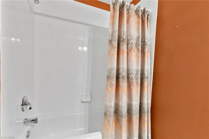 Bathroom with shower / tub combo