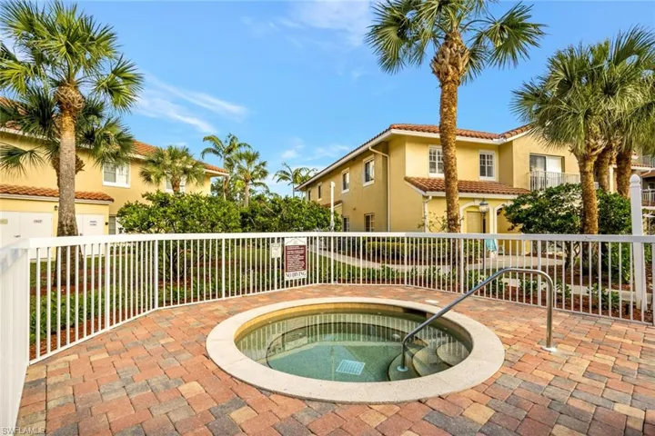 13180  Bella Casa  CIR, Fort Myers, FL 33966