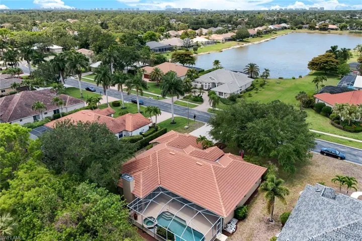 2079  Imperial  CIR, Naples, FL 34110