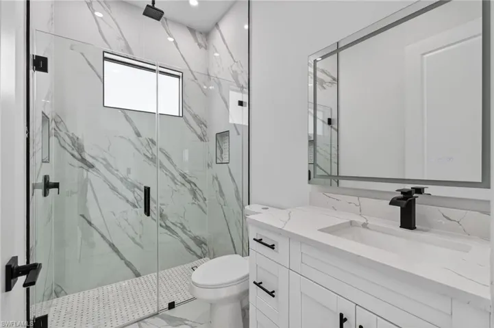 2nd Bathroom