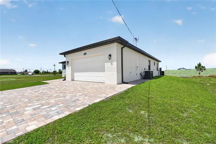 4210 NE 14th  AVE, Cape Coral, FL 33909