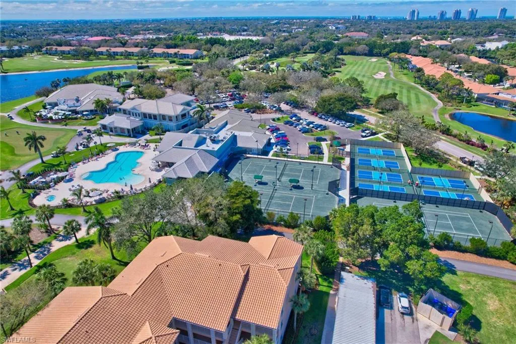 26370 Sunderland DR, Bonita Springs, FL 34135,225017156