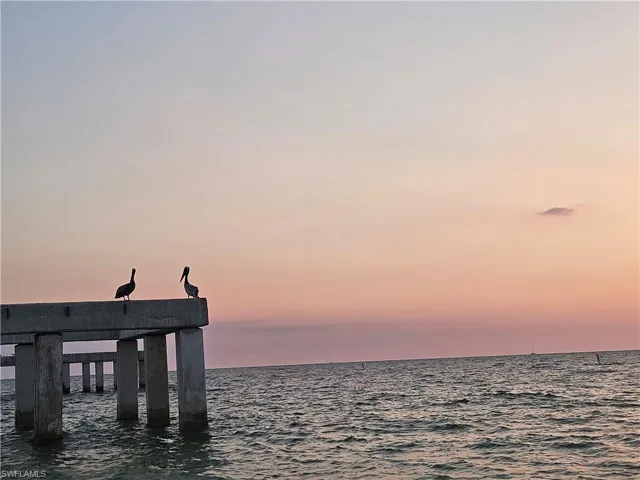205 Miramar St, Fort Myers Beach, Florida 33931