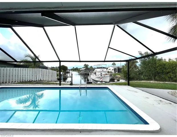 1772 Inlet, North Fort Myers, Florida 33903