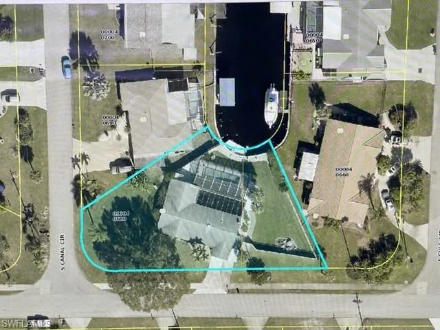 1772 Inlet, North Fort Myers, Florida 33903