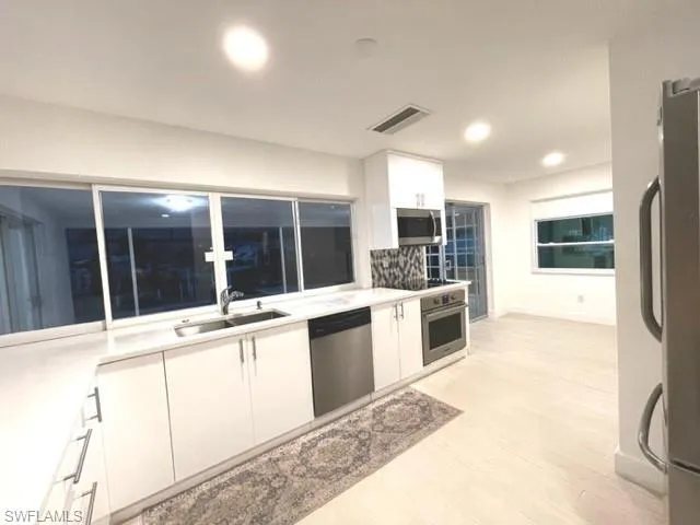 1772 Inlet, North Fort Myers, Florida 33903