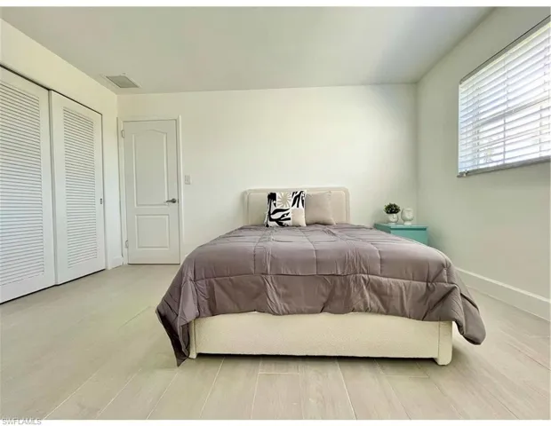 1772 Inlet, North Fort Myers, Florida 33903