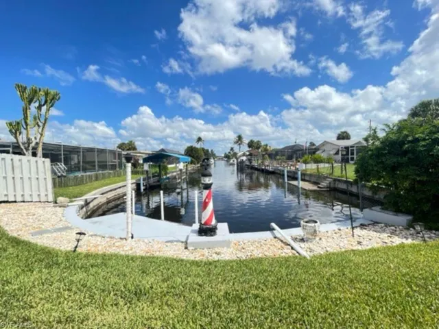 1772 Inlet, North Fort Myers, Florida 33903