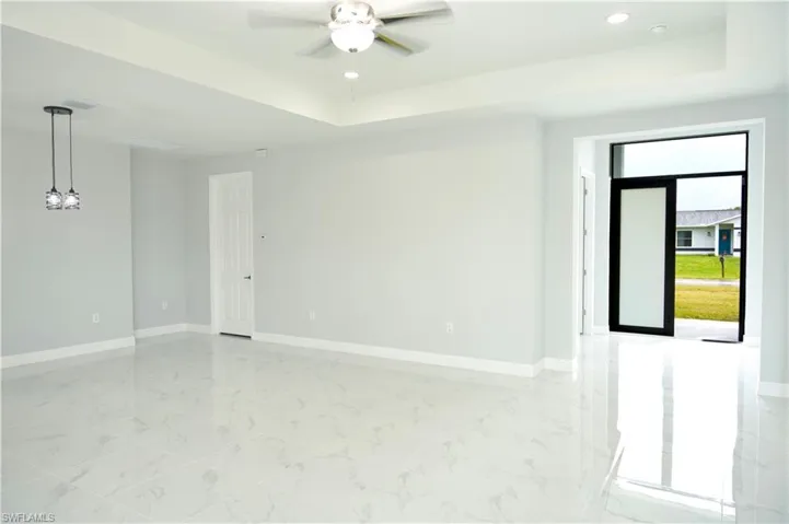 115 Nw 7th St, Cape Coral Fl 33993