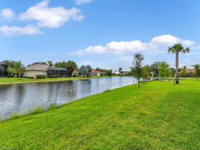 Peaceful Lakefront Setting