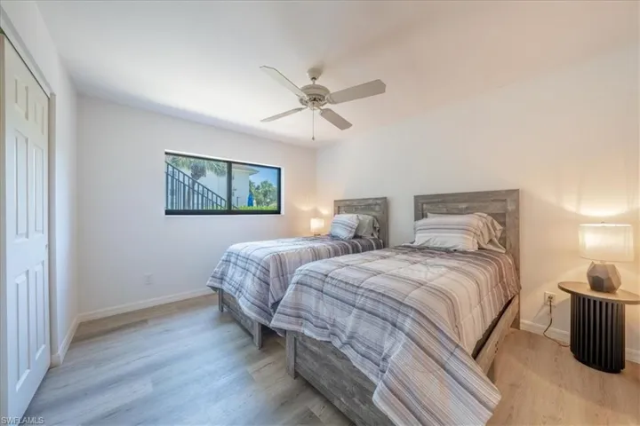 792 Eagle Creek Dr 101, Naples, Florida 34113