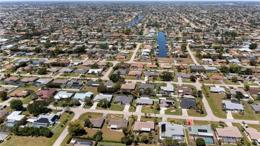 605 Se 35th Ter, Cape Coral Fl 33904