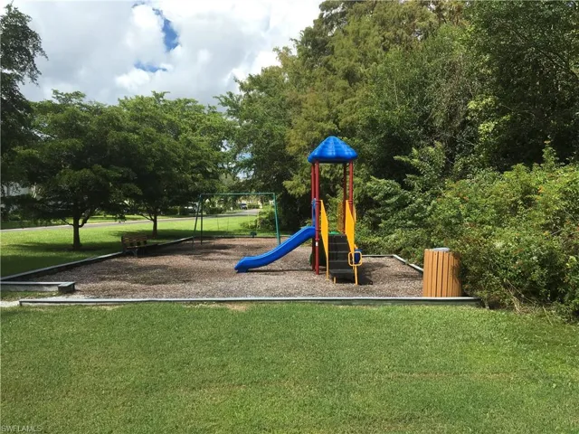 3321 Olympic Dr 625, Naples, Florida 34105