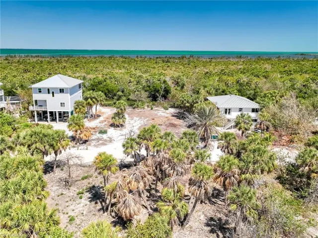 4430 Conch Shell Dr, Upper Captiva, Florida 33924