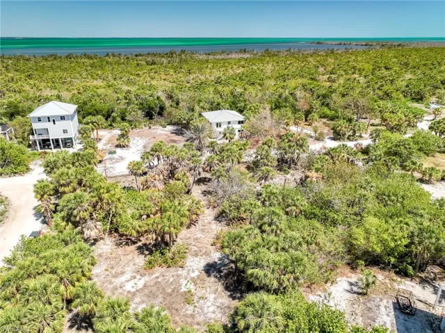 4430 Conch Shell Dr, Upper Captiva, Florida 33924