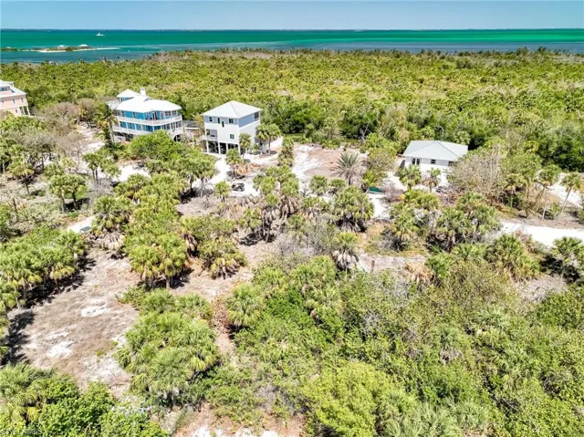 4430 Conch Shell Dr, Upper Captiva, Florida 33924
