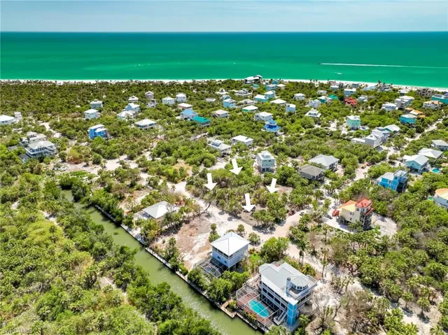 4430 Conch Shell Dr, Upper Captiva, Florida 33924