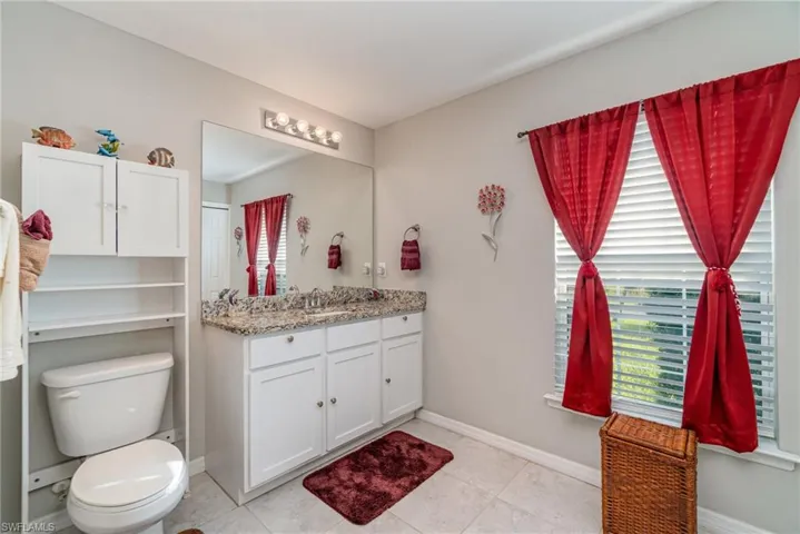 Large primary bath.