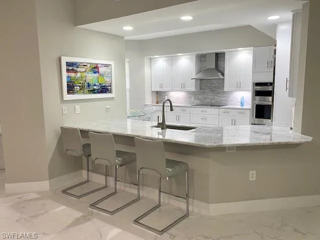330 Grove CT, Naples, FL 34110,224083450