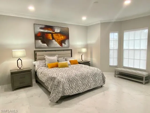 330 Grove CT, Naples, FL 34110,224083450