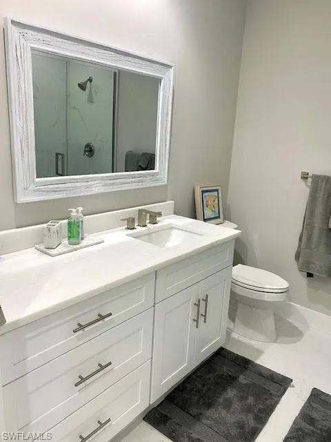 330 Grove CT, Naples, FL 34110,224083450