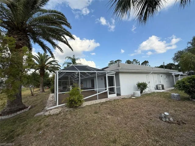 2803 E 5th St, Lehigh Acres, Florida 33972