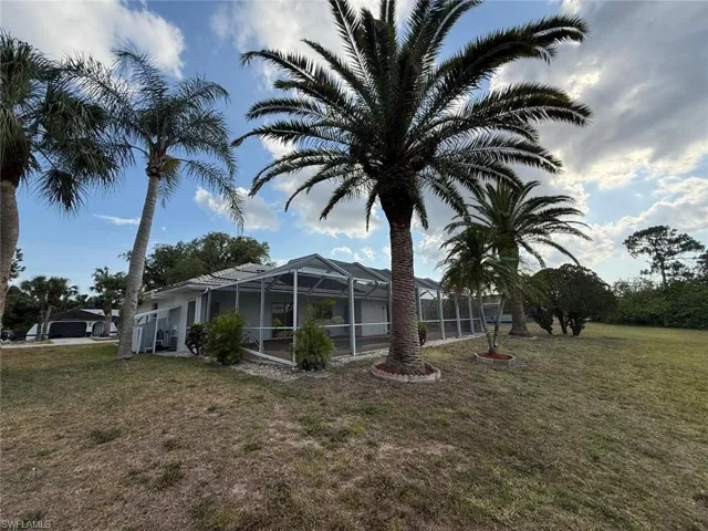 2803 E 5th St, Lehigh Acres, Florida 33972