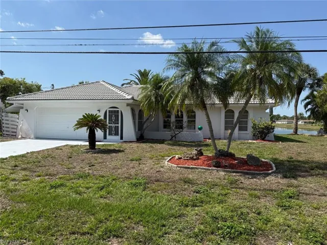 2803 E 5th St, Lehigh Acres, Florida 33972