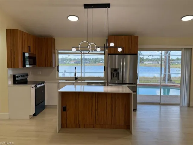 2803 E 5th St, Lehigh Acres, Florida 33972