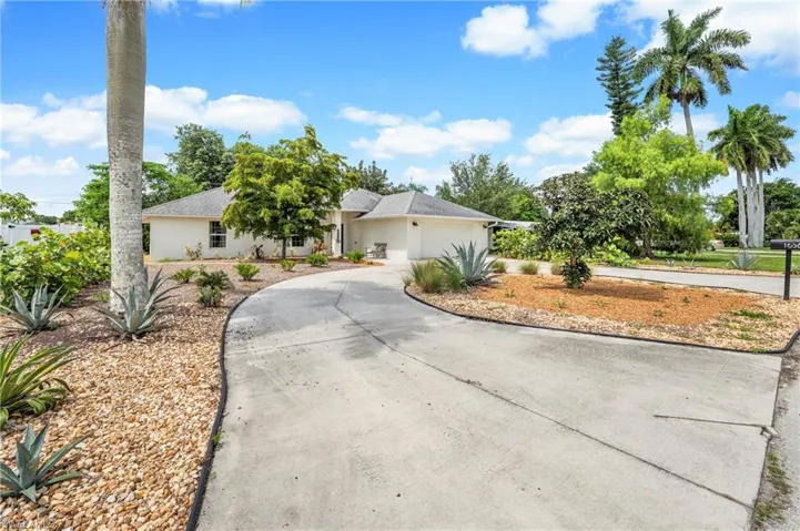 1658 Passaic Ave, Fort Myers, Florida 33901