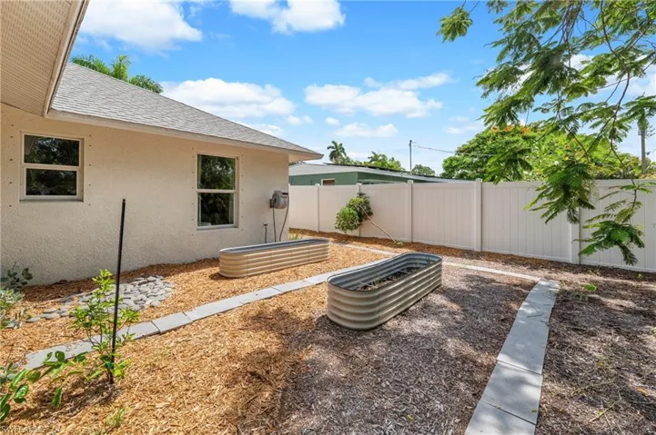 1658 Passaic Ave, Fort Myers, Florida 33901
