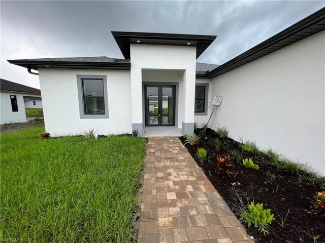 Entry walkway