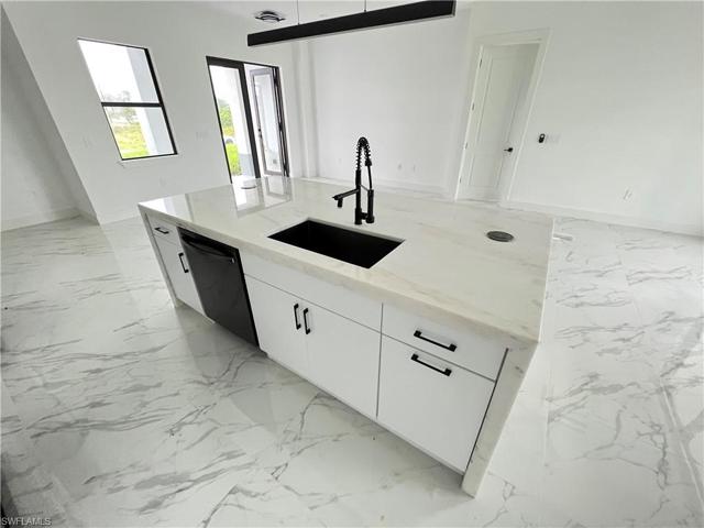 Closer Kitchen Pictures!