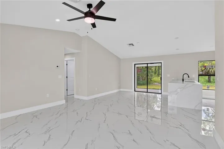 436 41 St Ave Ne Ave, Naples, Florida 34120