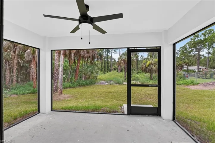 436 41 St Ave Ne Ave, Naples, Florida 34120